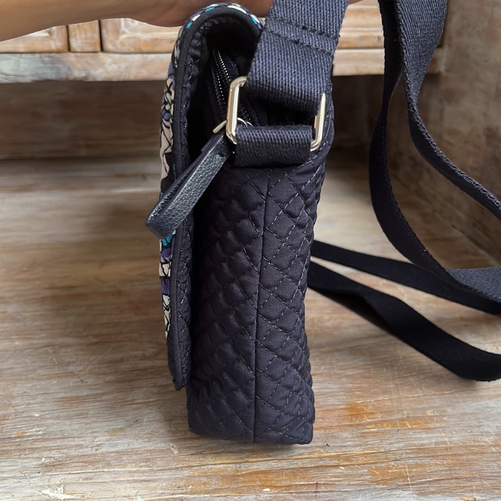 Vera Bradley Iconic Turnabout Crossbody Bag Navy Reve… Gem